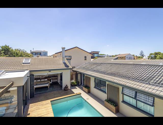 4 BEDROOM FREESTANDING RENTED IN VAN RIEBEECKSTRAND